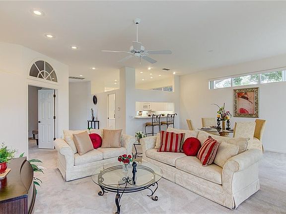 3rd image of 7523 Fairlinks Ct
