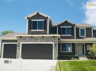10030 N Richmond Ave, Kansas City, MO 64157