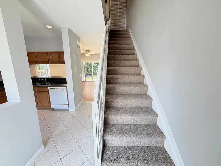 5035 Palmbrooke Cir — Photo 15