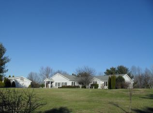 151 Apple Ridge Ln, Makanda, IL 62958