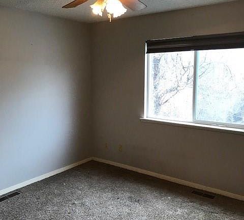 3rd image of 2321 42nd Ave
