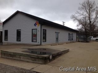 1102 E Sangamon Ave, Springfield, IL 62702