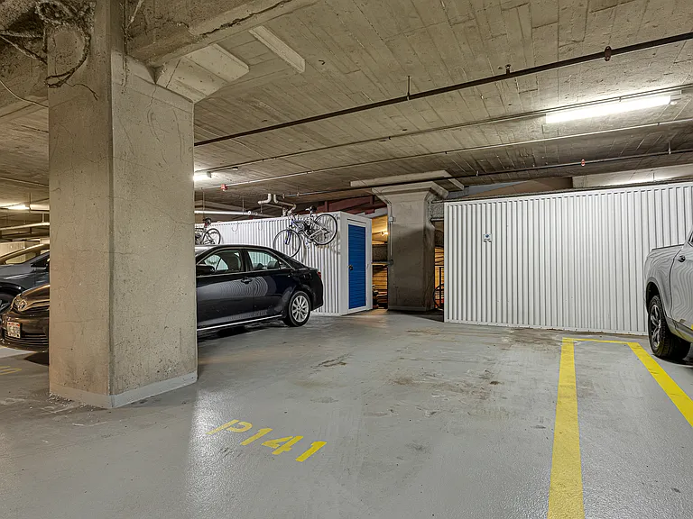 106 W Seeboth St #407 — Photo 26