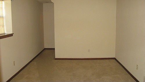 4th image of 8706 N Hull Ave