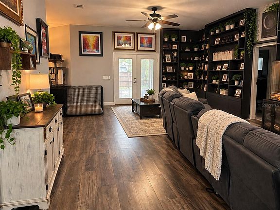 4th image of 12 E LEMON STREET
