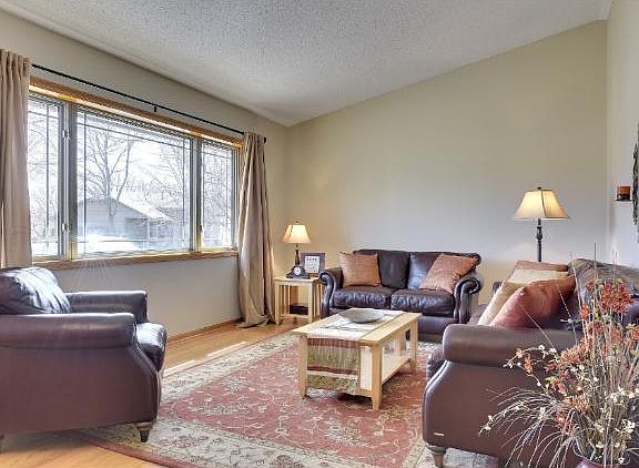 3rd image of 8691 Mary Jane Cir