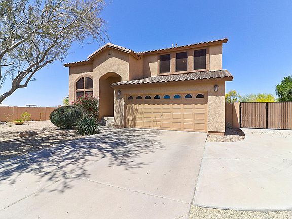 3rd image of 8912 E Hillview Cir