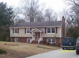 320 Forest Grove Ave, Jacksonville, NC 28540