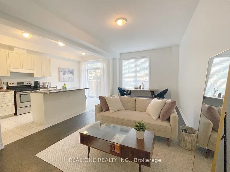 90 Raymond Rd #21 — Photo 4