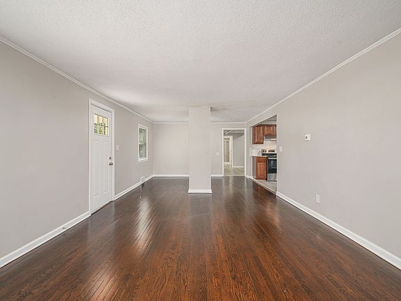2nd image of 4716 N Olive St