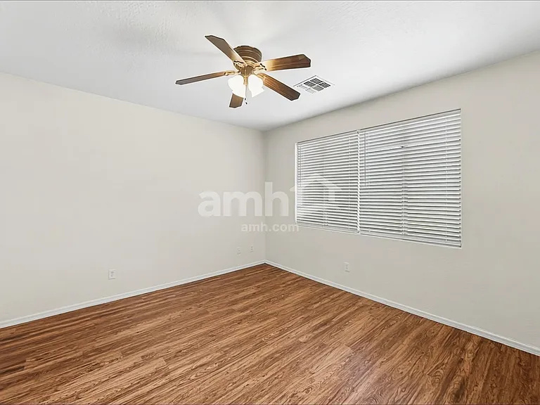 3464 E Packard Dr — Photo 8