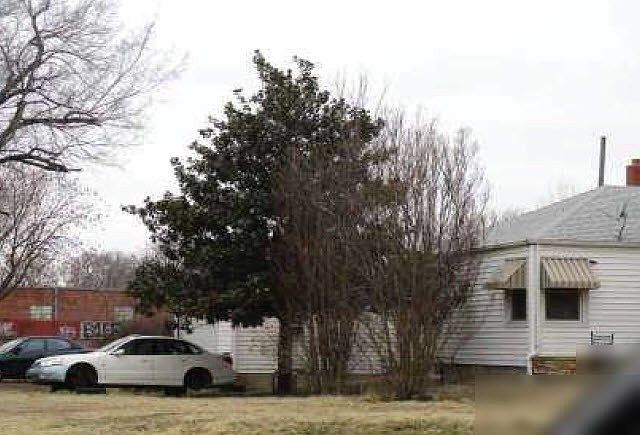 2nd image of 1755 S Lulu Ave