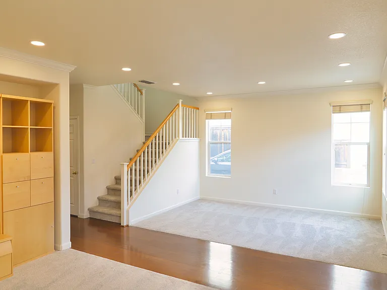 701 Ferrier Way — Photo 8