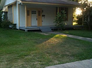 511 Depot St, El Campo, TX 77437