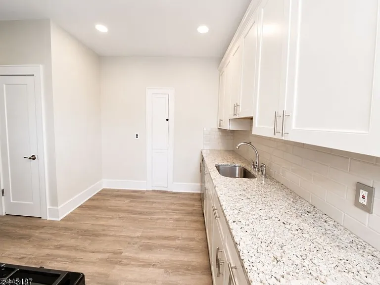 14 Forest St #107 — Photo 9