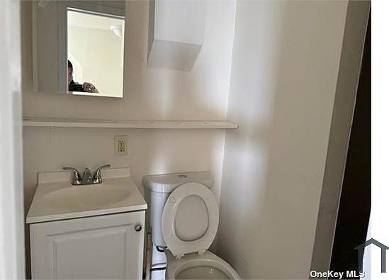 5th image of 397 Guy Lombardo Ave APT 6