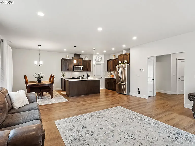 12200 NE 107th Way — Photo 12