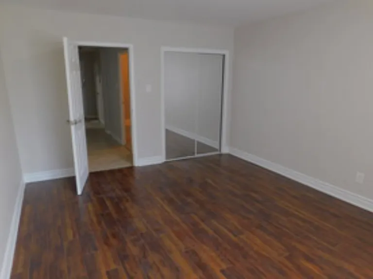 130 Cosburn Ave — Photo 18