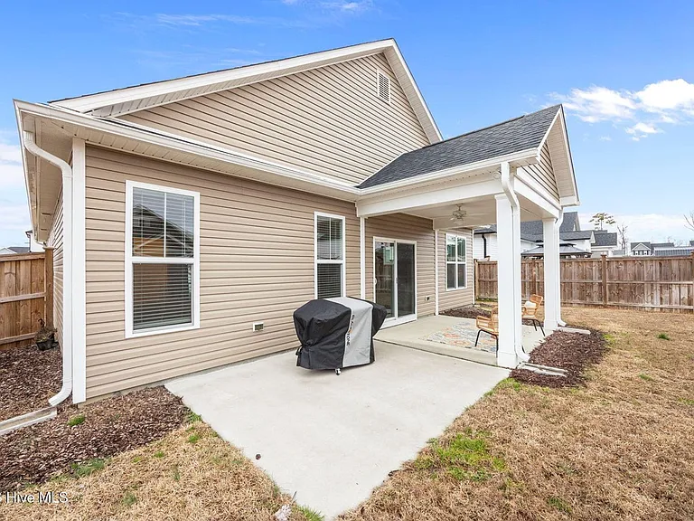 3982 Eclipse Ave NE — Photo 34