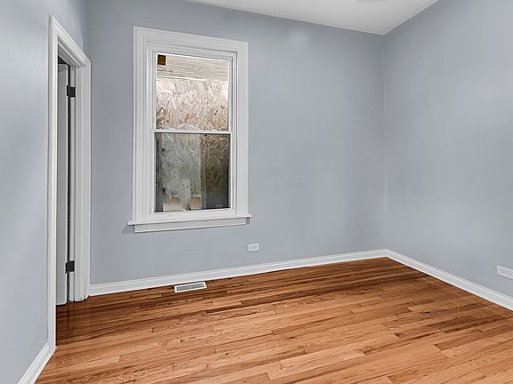 5th image of 8633 S Union Ave