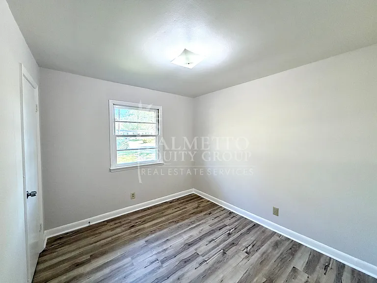 4224 Kildare Dr — Photo 6