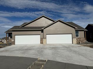 1424 W Gemstone Ct, Andover, KS 67002