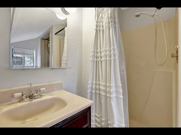 511 1/2 S Pennsylvania St #ADU — Photo 3