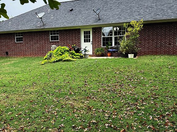 4th image of 810 Willow Oak Dr