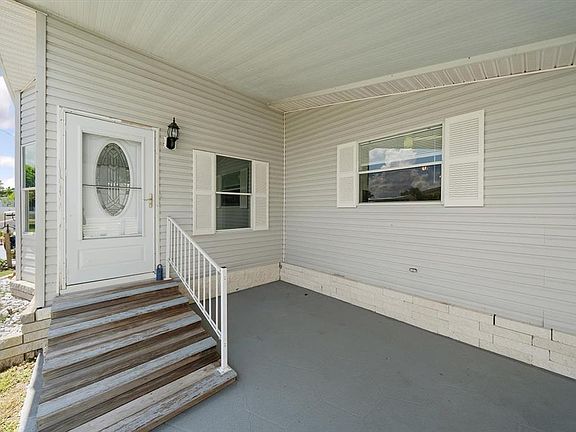 3rd image of 8102 Marie Ln