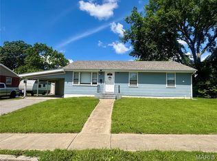 607 Steinhagen Rd, Warrenton, MO 63383
