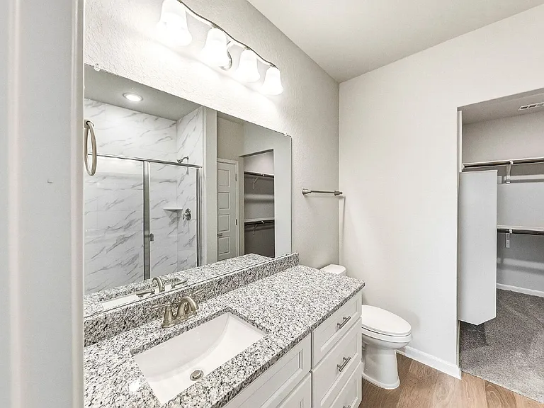 7215 Magnolia Vlg #101 — Photo 18