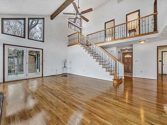 5th image of 510 Windtree Dr