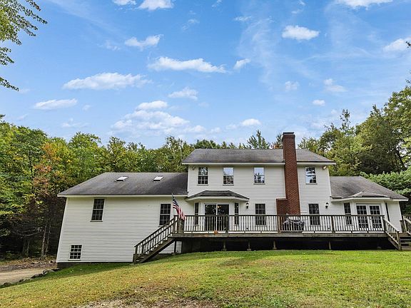 3rd image of 212 Turnpike Road