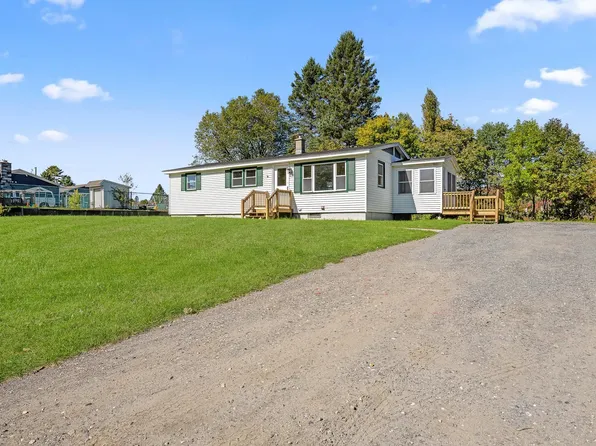 33 Couture Street, Colebrook, NH 03576