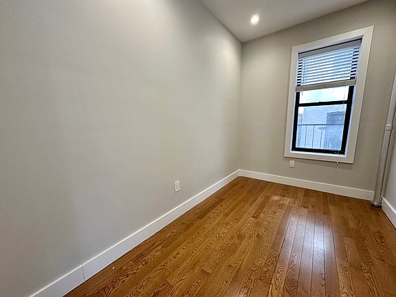 4th image of 647 4th Ave APT 4