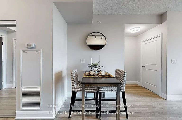 7161 Yonge St #2528 — Photo 16