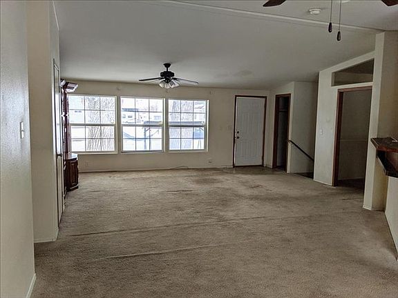 3rd image of 3742 N Dayton St