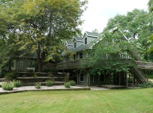 12136 Teachout Rd, Manitou Beach, MI 49253