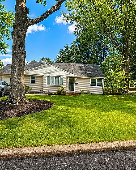 1st image of 34 Miller Ave