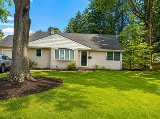 34 Miller Ave, Holmdel, NJ 07733