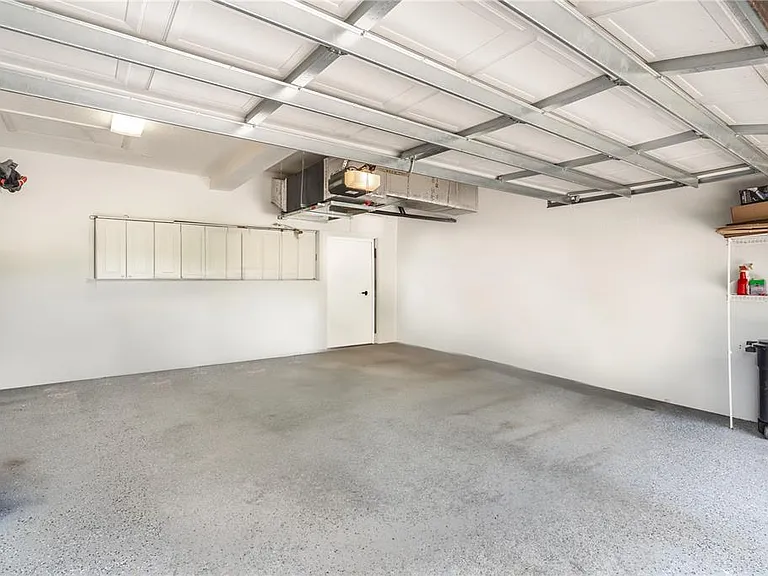 5204 Bouchard Cir #102 — Photo 28