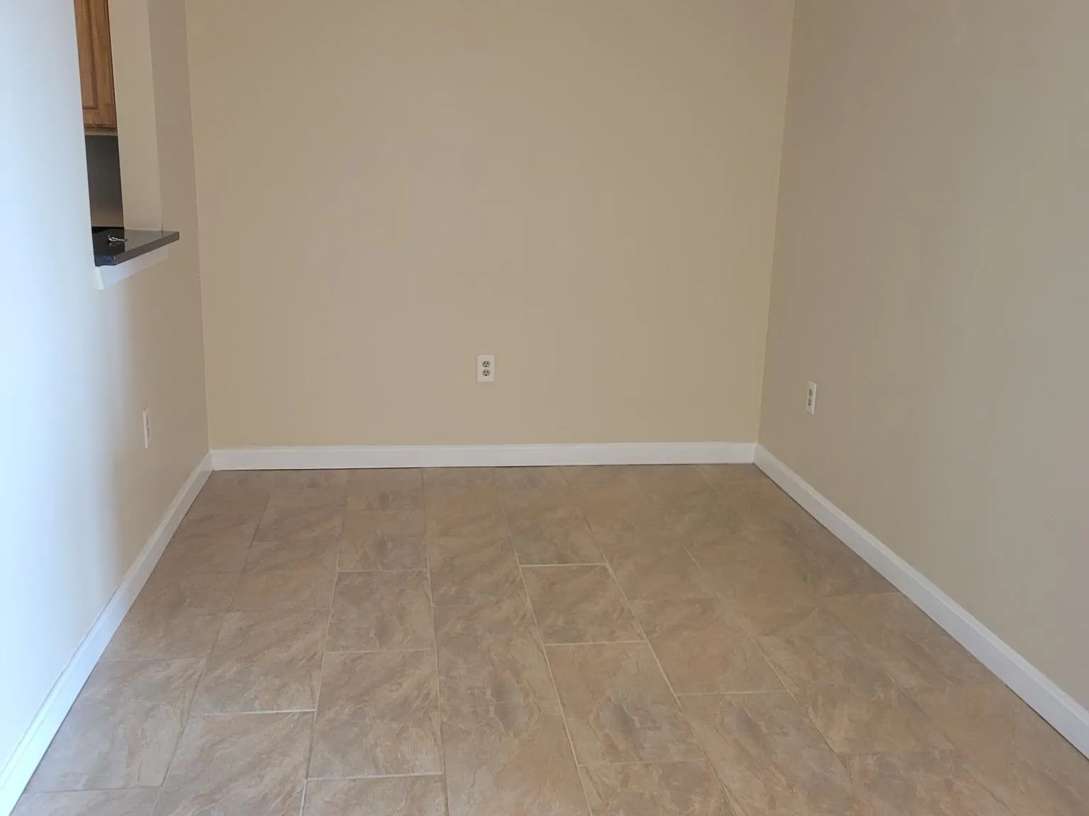 2 bed, 1217 sqft, $2,395 — Photo 2