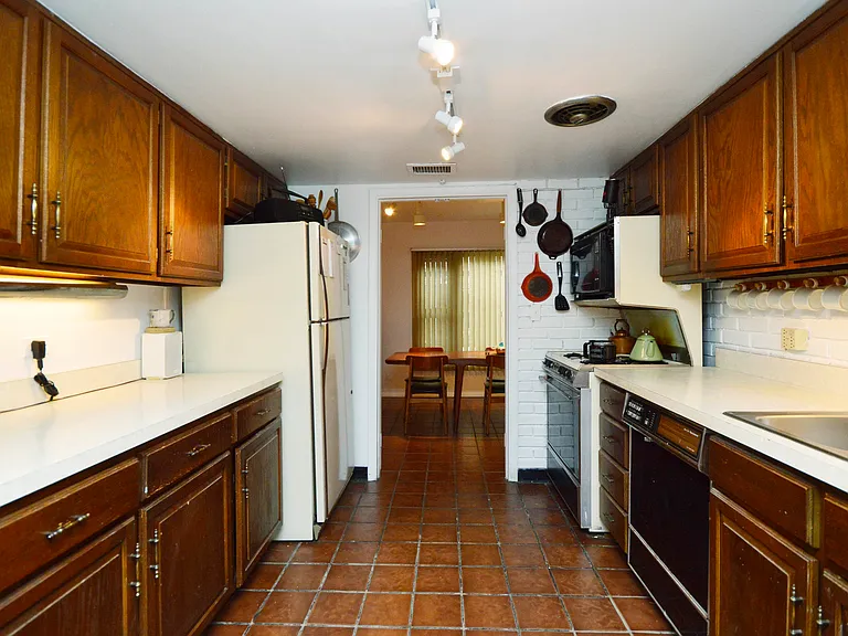 5117 S Cornell Ave #5117 — Photo 9