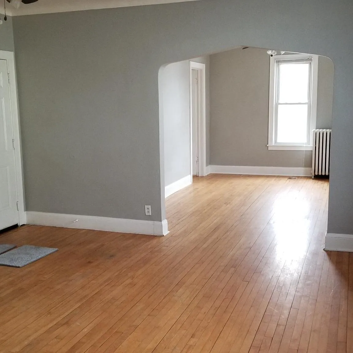 3 bed, 1100 sqft, $1,600 — Photo 3
