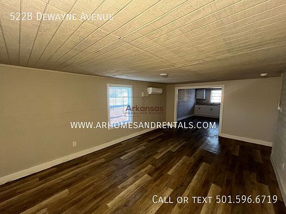 3rd image of 522B Dewayne Ave