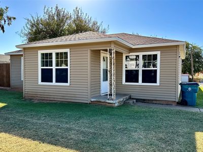 703 W Nevada St, Seymour, TX, 76380