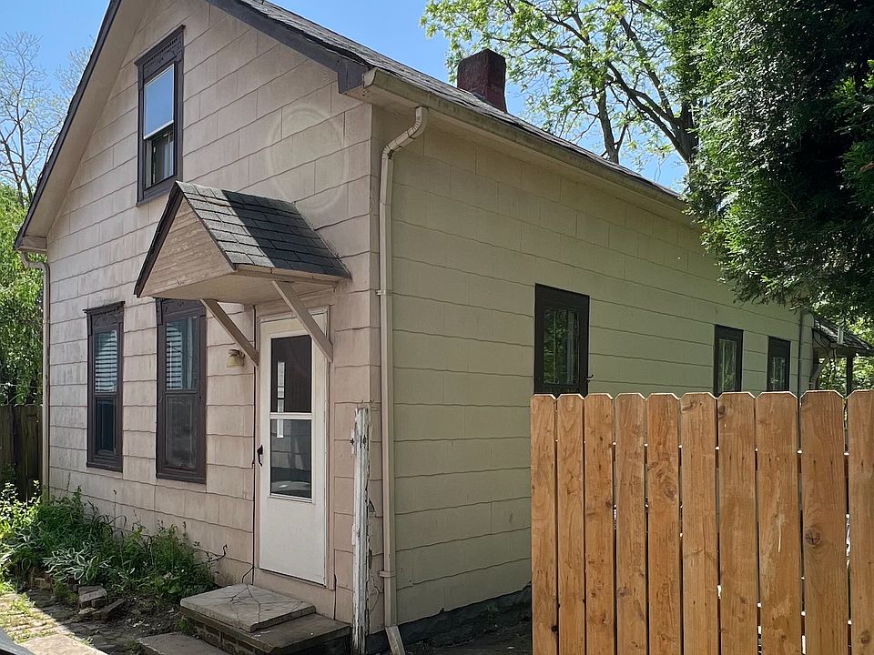 1st image of 3656 E 63rd St