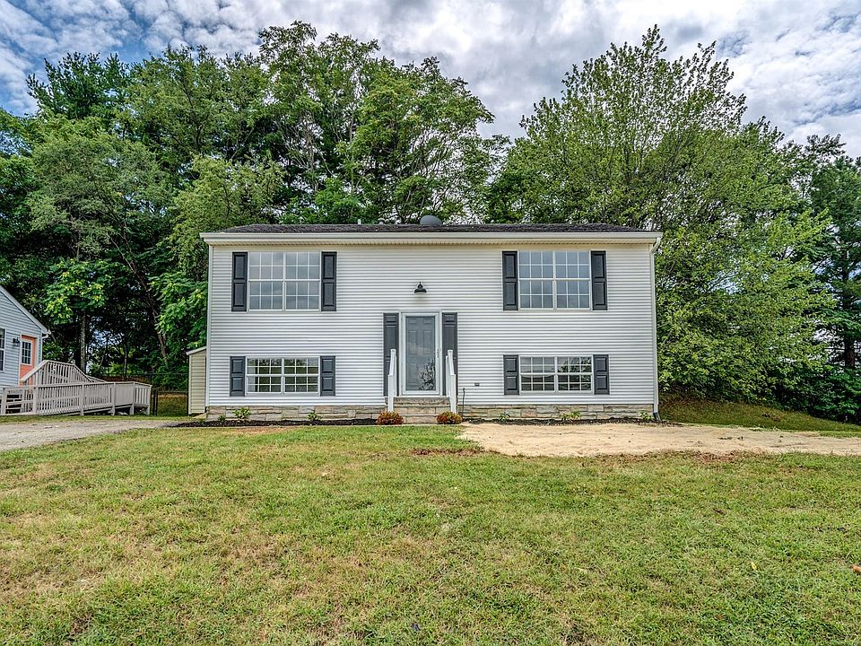 1st image of 819 Orlando Ct