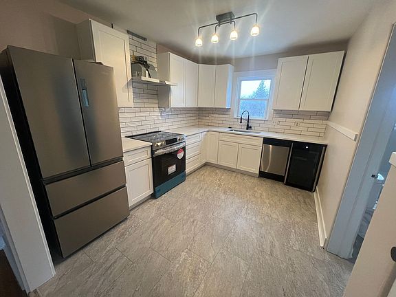 3rd image of 1324 W 5th Ave #4B