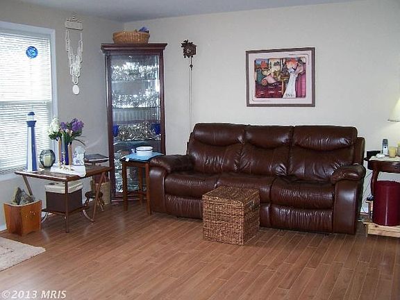 2nd image of 14425 Manassas Gap Ct